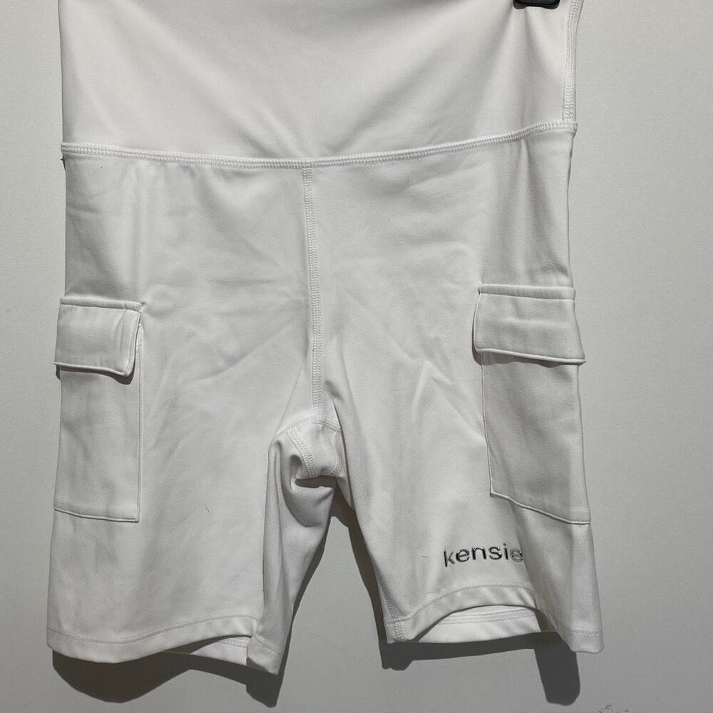Kensie Women's White Cargo Style Performance Athletic Bike Shorts Size‎ Small